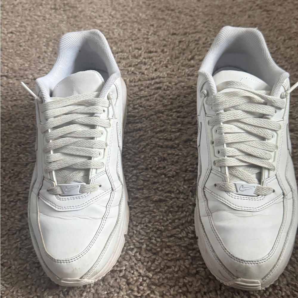 White Nike Men's Shoes
